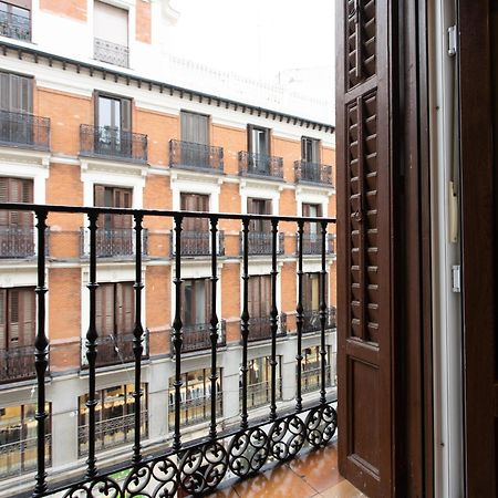 Apartamentos Nickel Madrid Exterior photo
