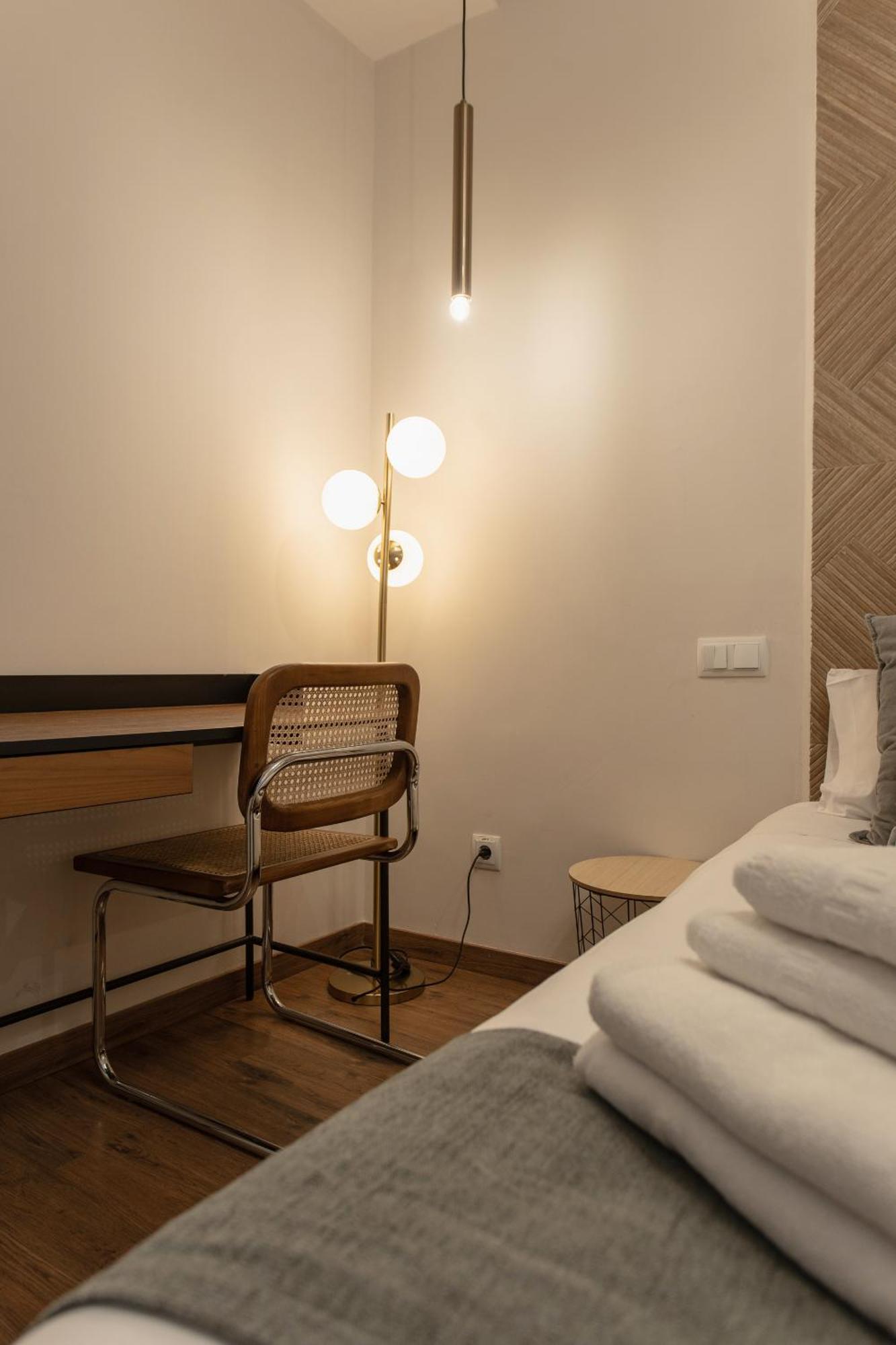Apartamentos Nickel Madrid Exterior photo