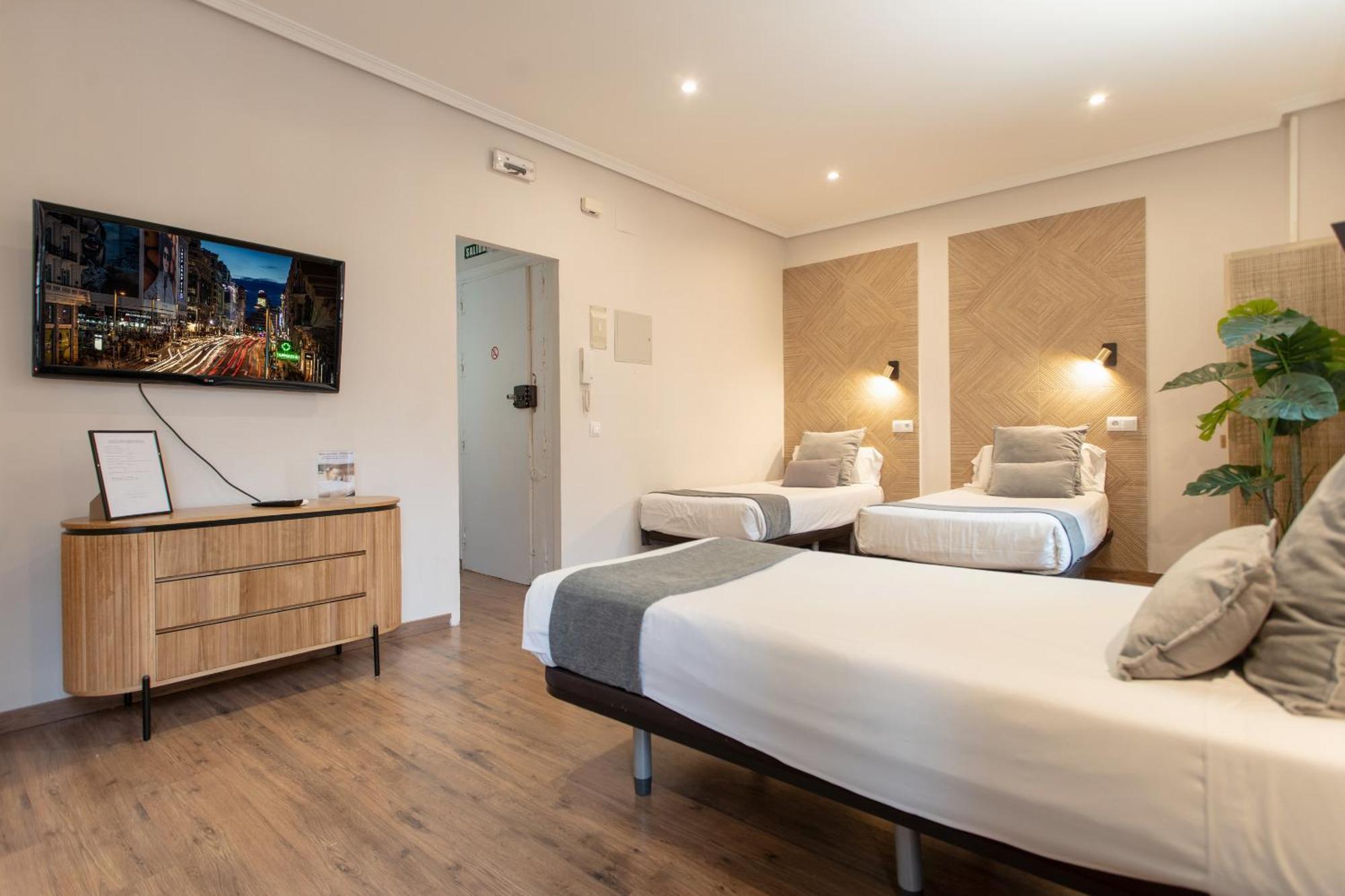 Apartamentos Nickel Madrid Exterior photo