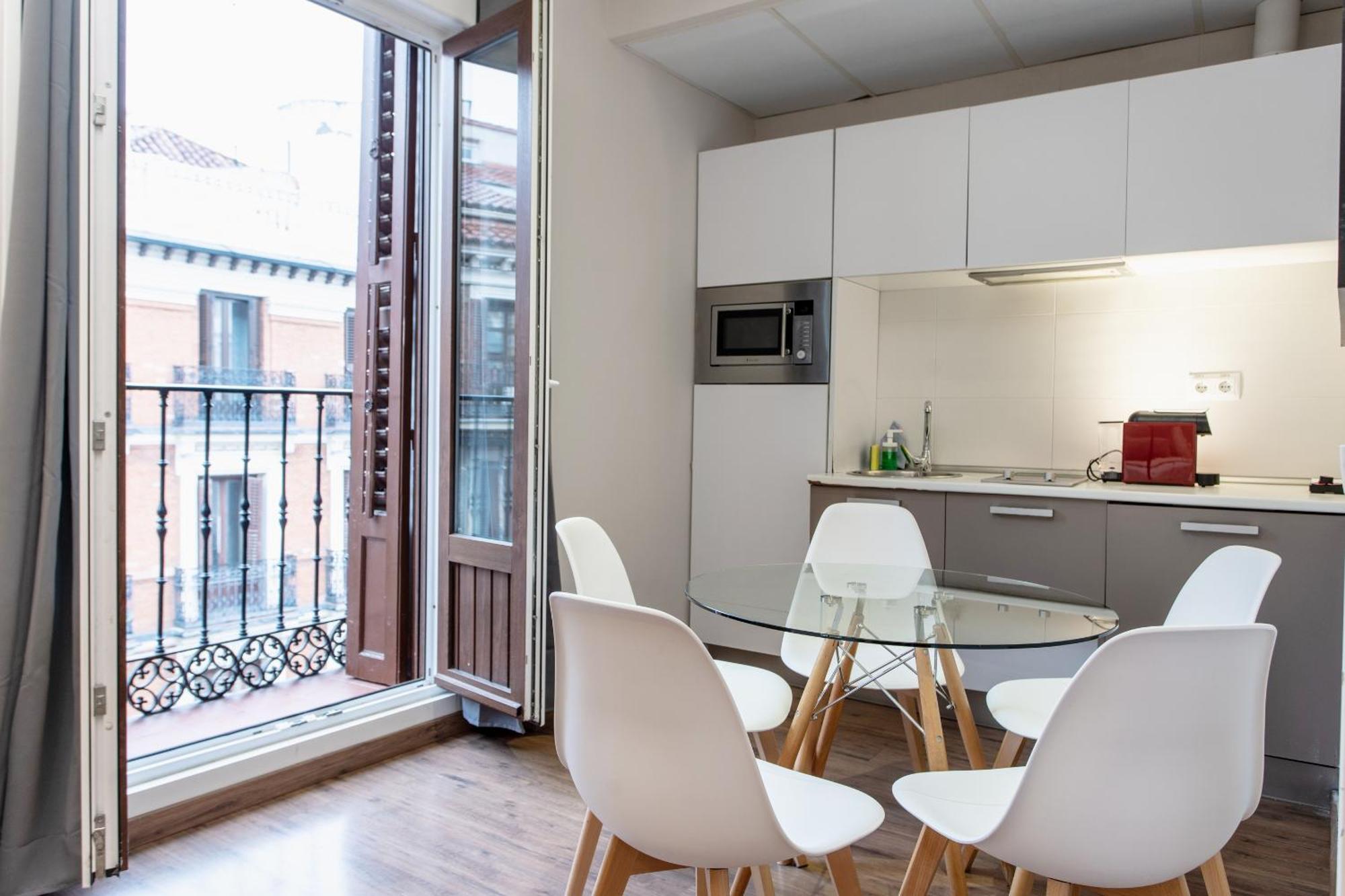 Apartamentos Nickel Madrid Exterior photo