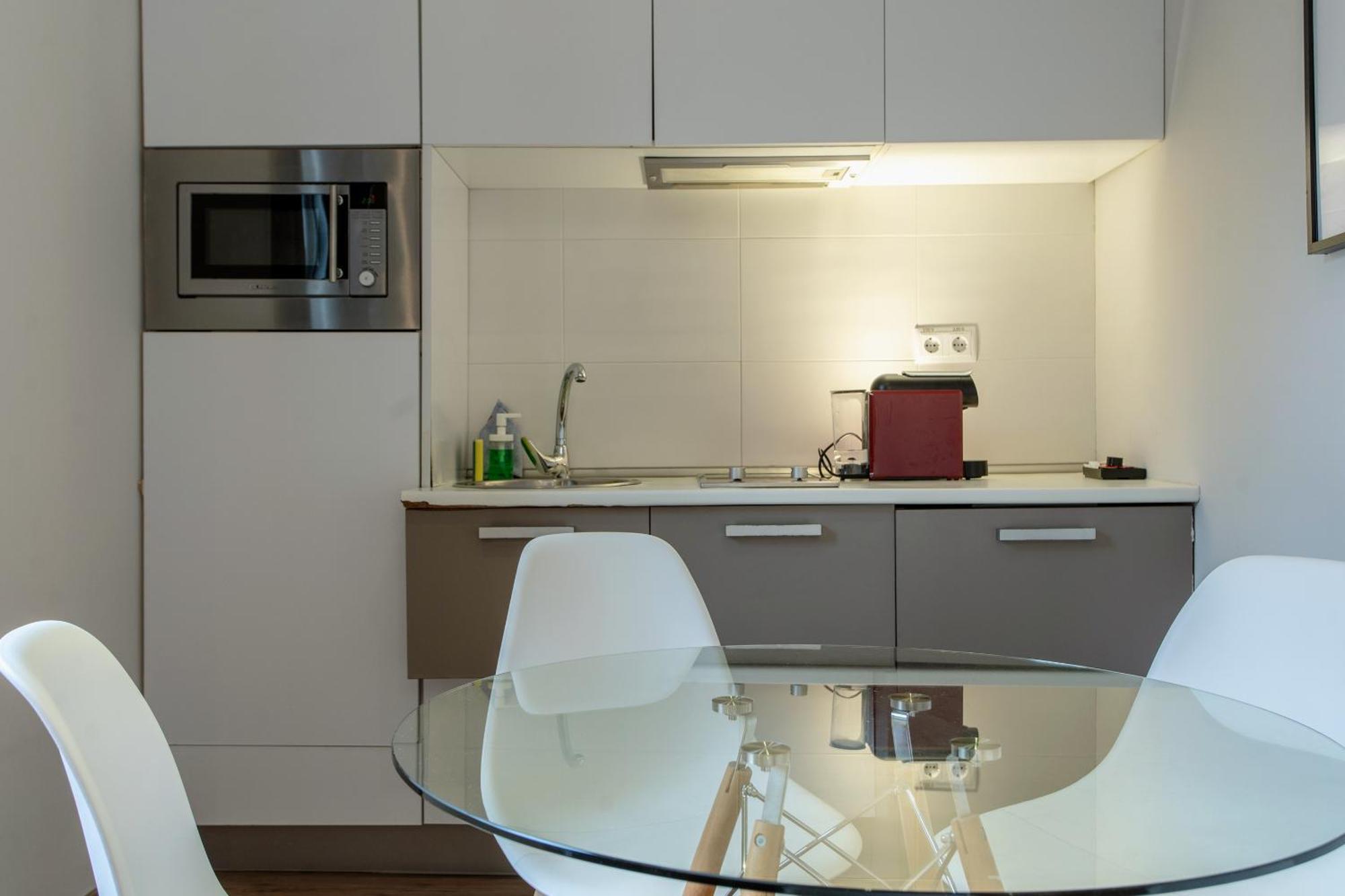 Apartamentos Nickel Madrid Exterior photo