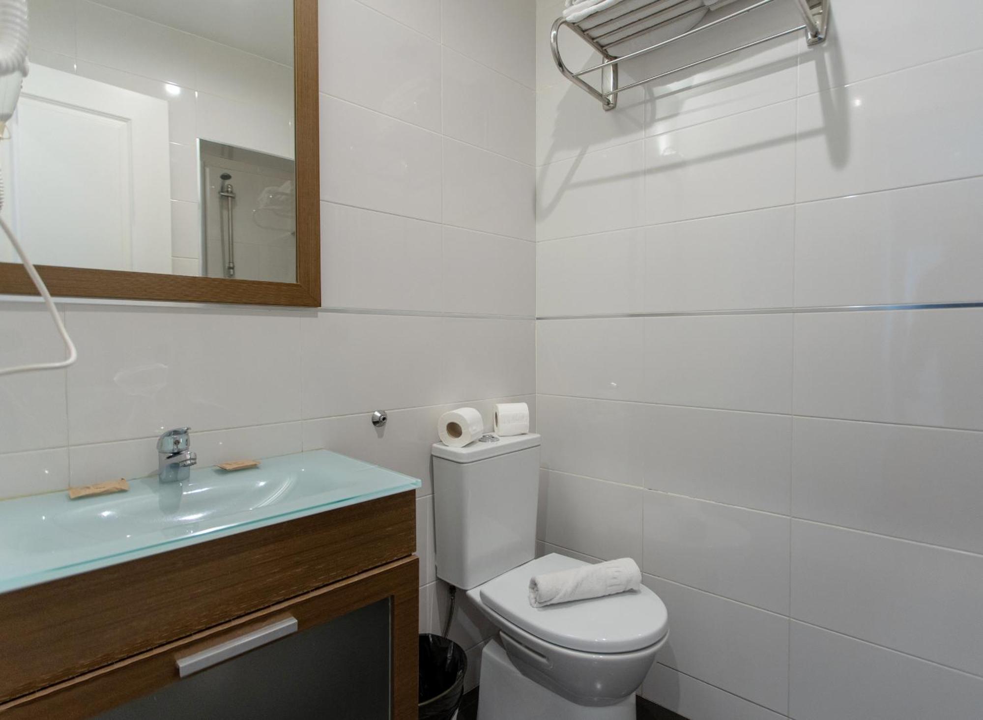 Apartamentos Nickel Madrid Exterior photo