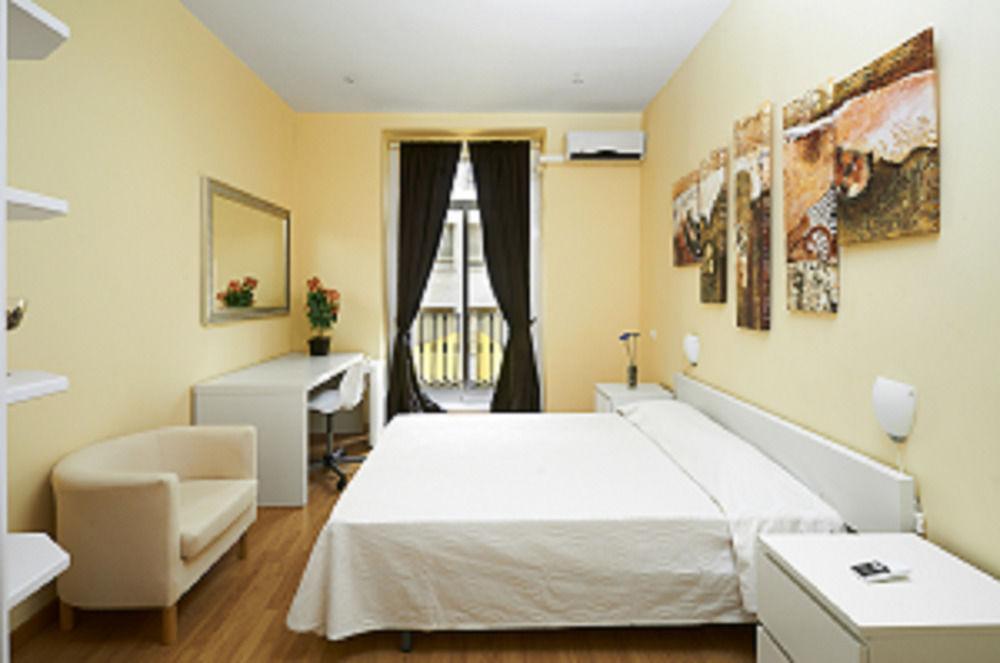 Apartamentos Nickel Madrid Exterior photo