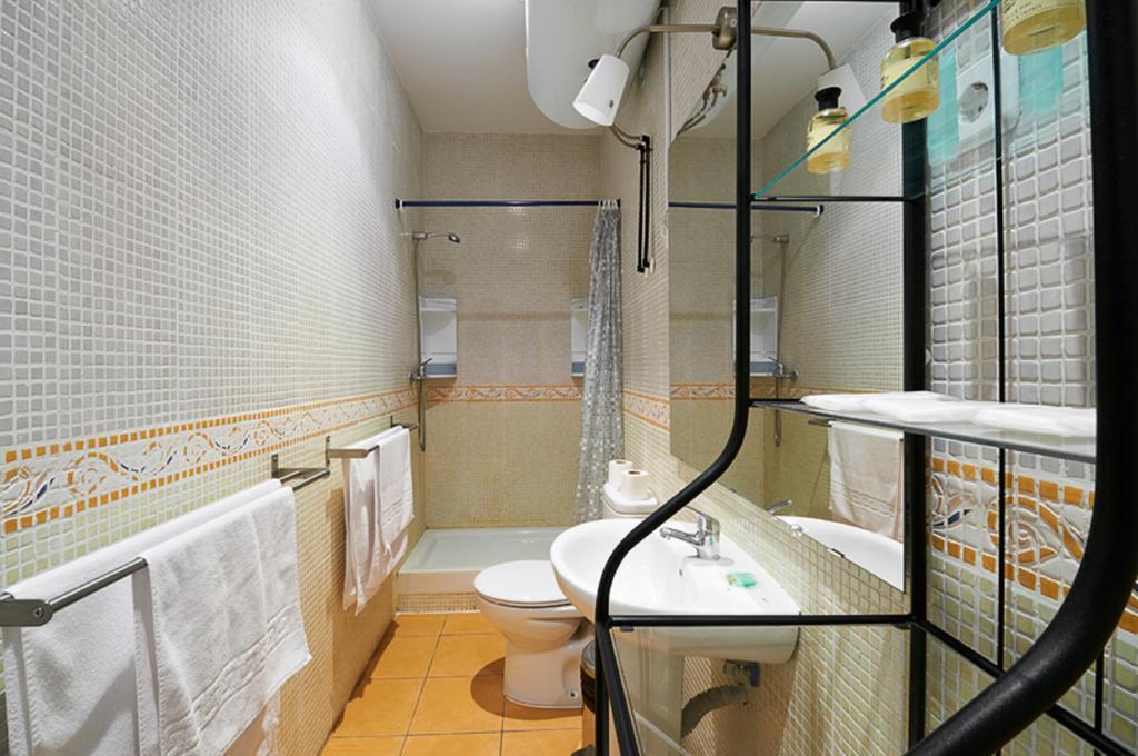 Apartamentos Nickel Madrid Exterior photo